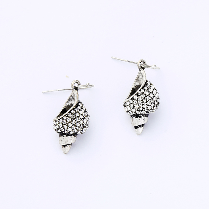 Long Vacation Stud Earrings With Diamonds display picture 7