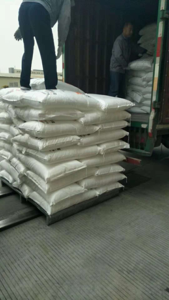 HDPE茂名石化TR580大空吹瓶塑料颗粒