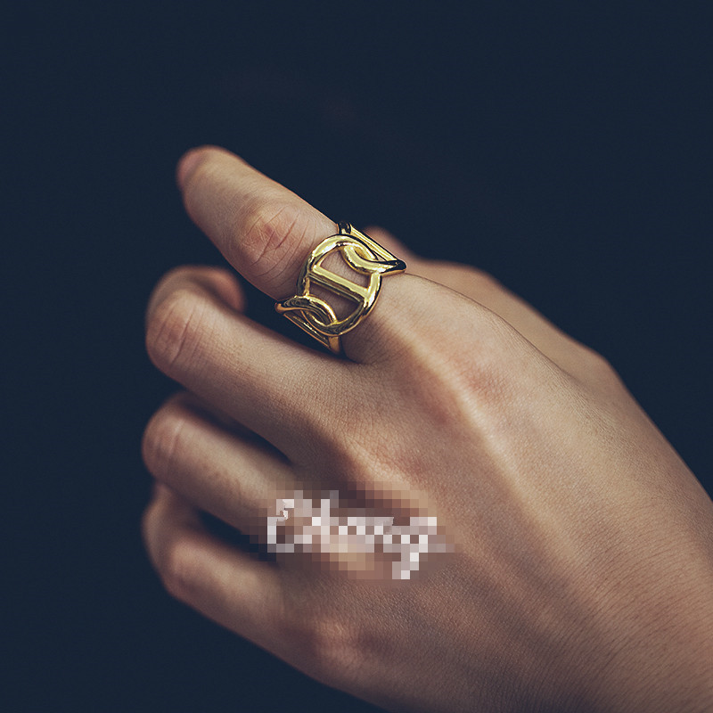 Simple Retro Chic Wind Three Ring Winding Pig Nose Index Finger Ring Wholesales Fashion display picture 1