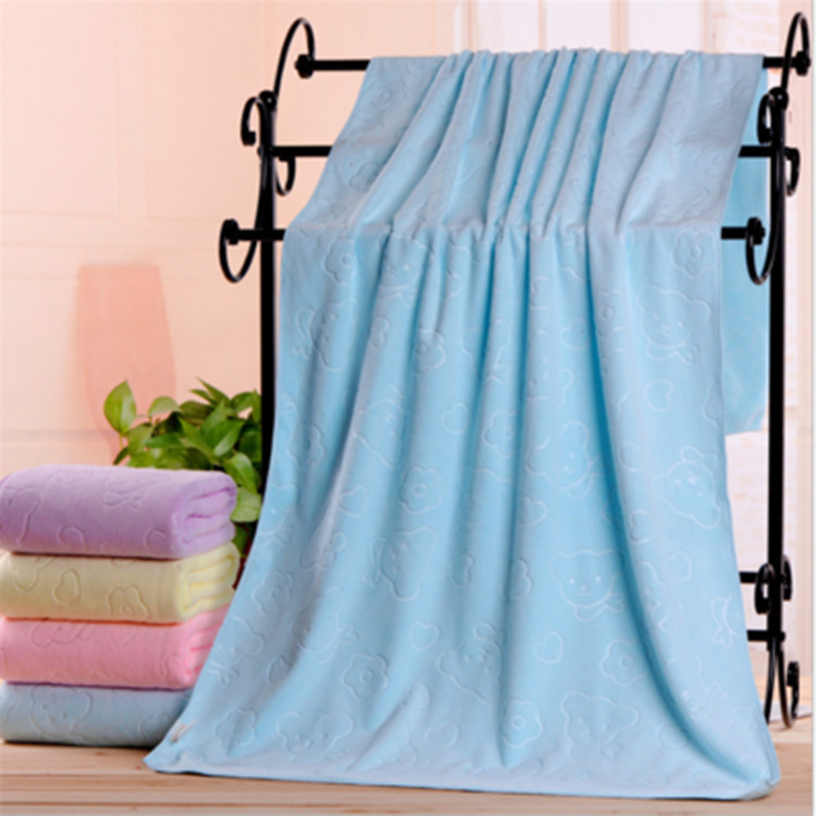 Microfiber pure polyester as a gift to return the solid color embossed bath towel 70x 140 is especially soft and lint-free and absorbent.