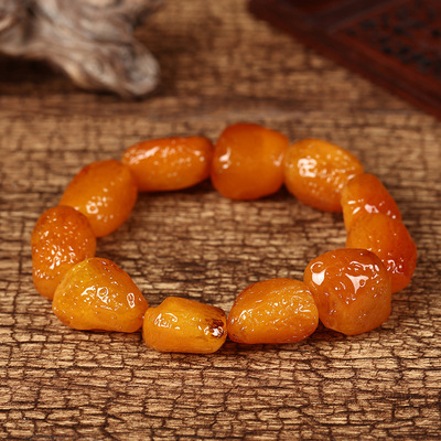 【廠家直銷】二代琥珀蜜蠟原石隨行手串帶皮松香味浮水熒光男女款