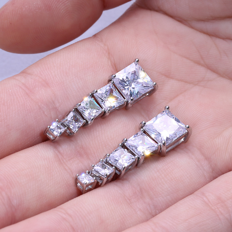 Classic Inlaid Four-claw Square Zircon Copper Earrings Wholesale display picture 3