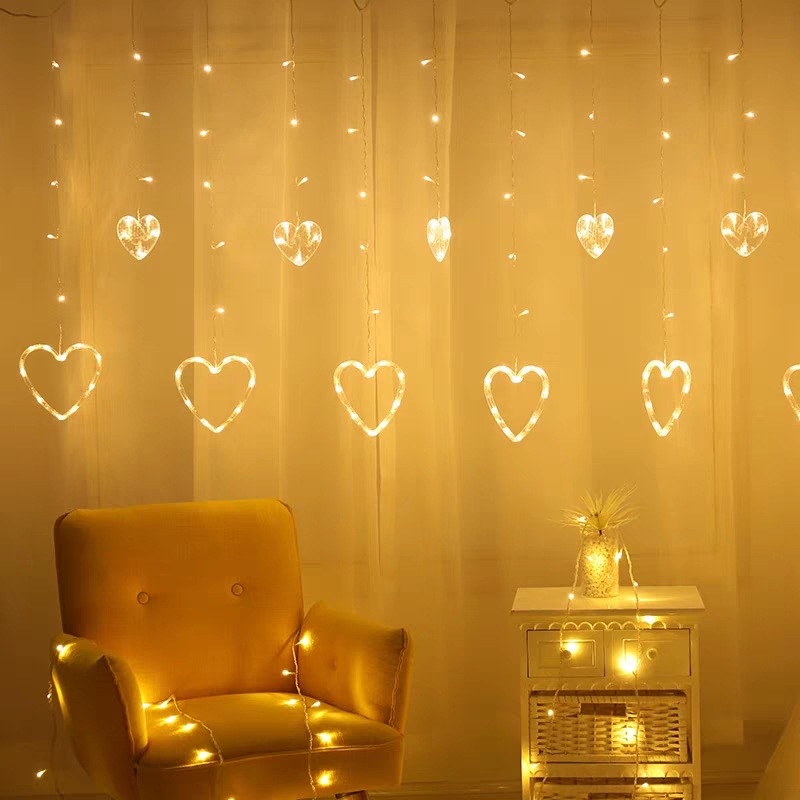 Heart-shaped curtain lights