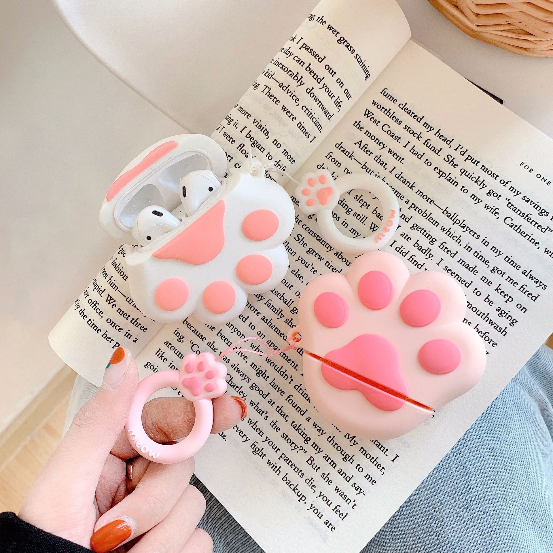 Cartoon Cat Claw Protective Case For  Airpods2 Wireless Bluetooth Headset Wholesale Nihaojewelry display picture 5