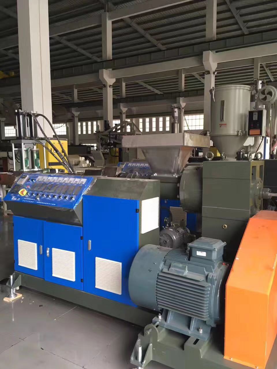 厂家直销双变单大小头模头抽粒机 适合于PP PE薄膜料等的再生抽粒