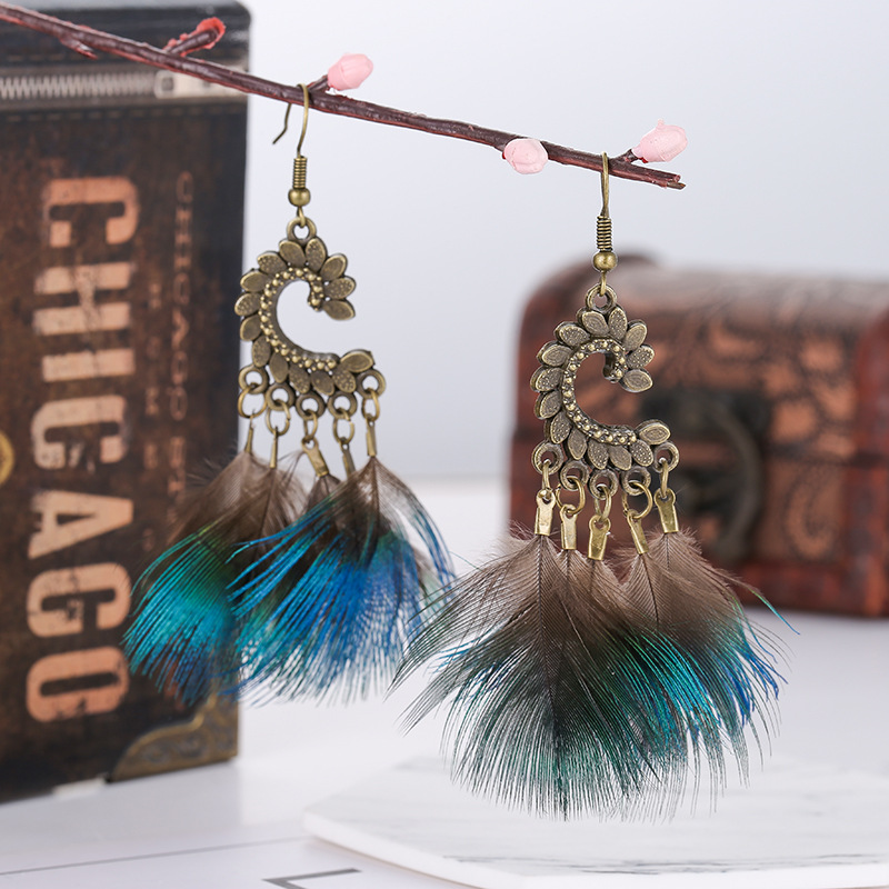 Retro Winged Bird Feather Peacock Tassel Earrings Fashion Jewelry display picture 3