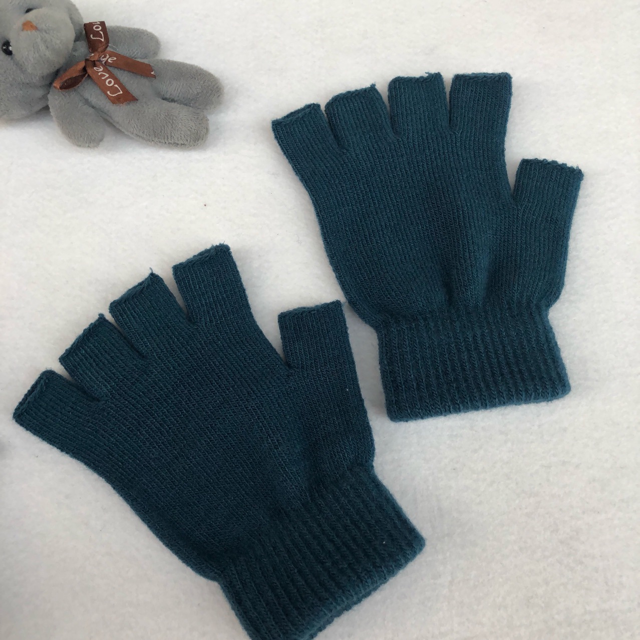 Invierno guantes calientes al por mayor medio dedo escritura guantes de teléfono móvil engrosada alta elástica dedo abierto guantes táctiles al aire libre