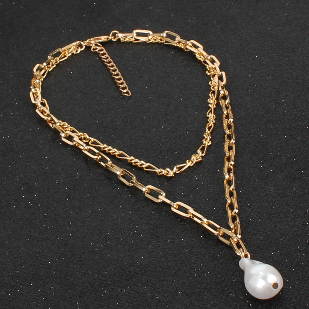 Simple And Stylish Personality Female Money Chain Double Pearl Pendant Necklace display picture 6
