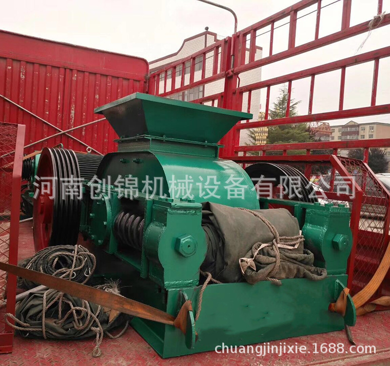 产地货源多种型号陶瓷对辊机 炉渣石料破碎机 运行平稳玻璃粉碎机