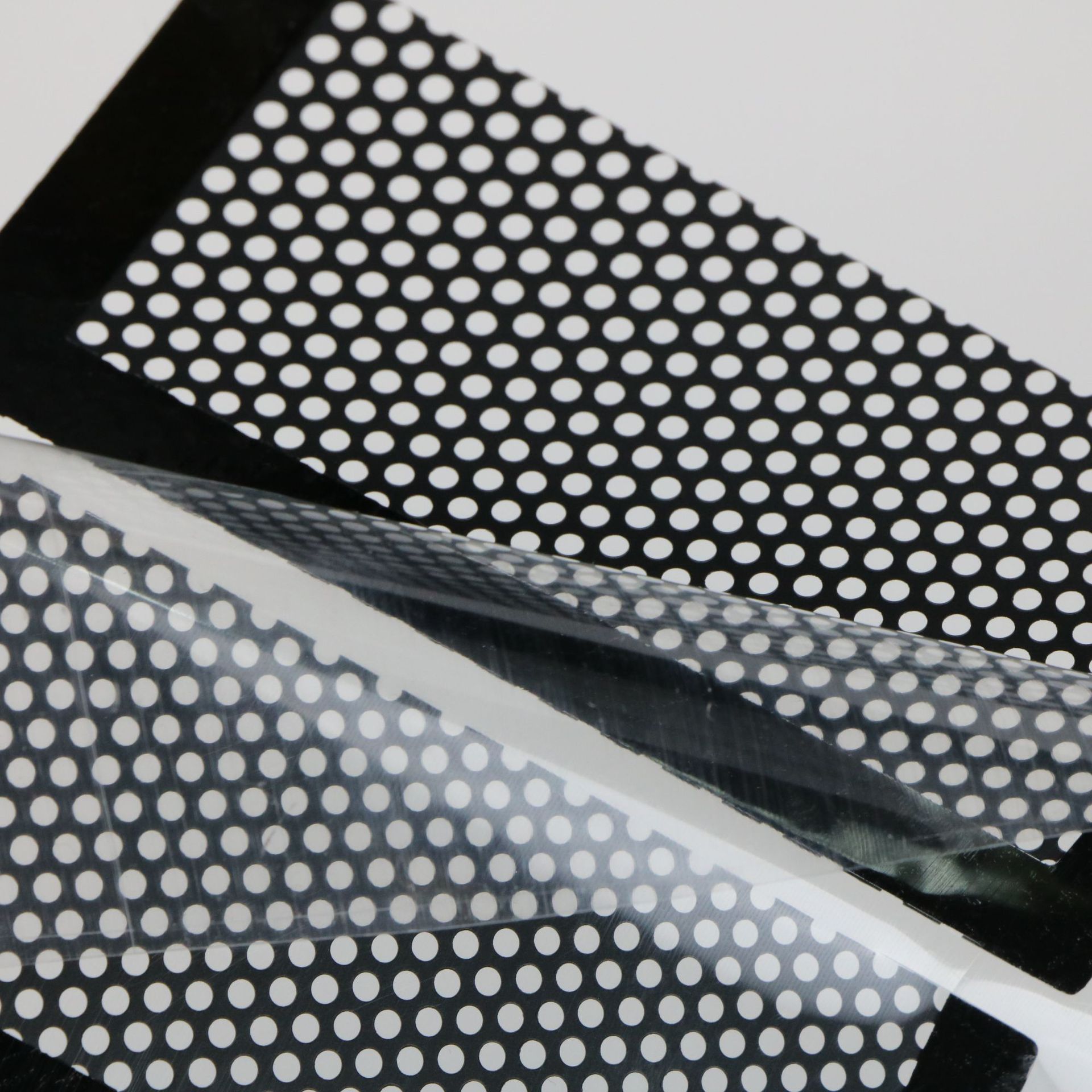 0.22mm厚∅1.5孔套黑色双面胶塑胶网