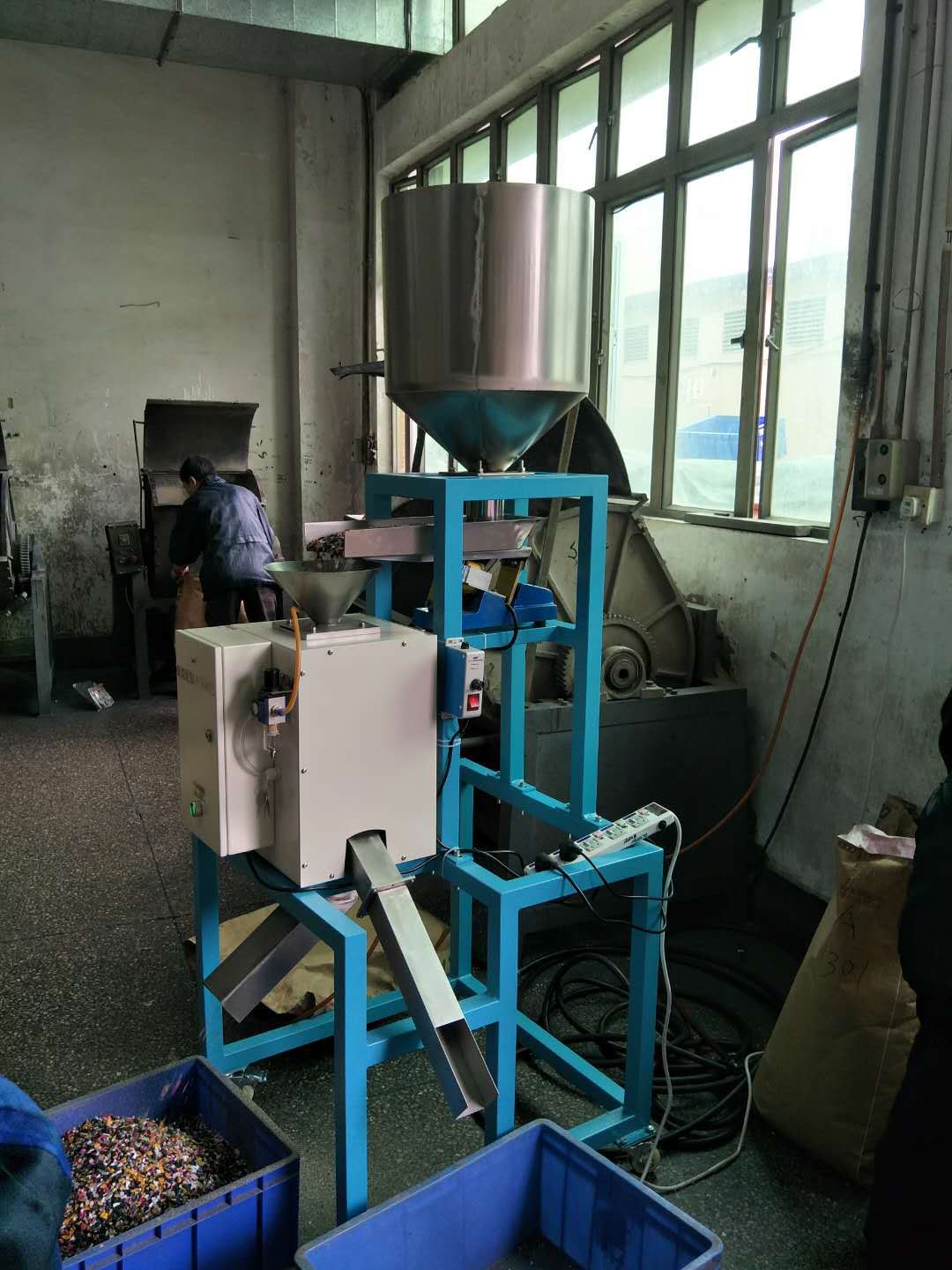 a23d6e20c03c72b8412f0bb78392f4