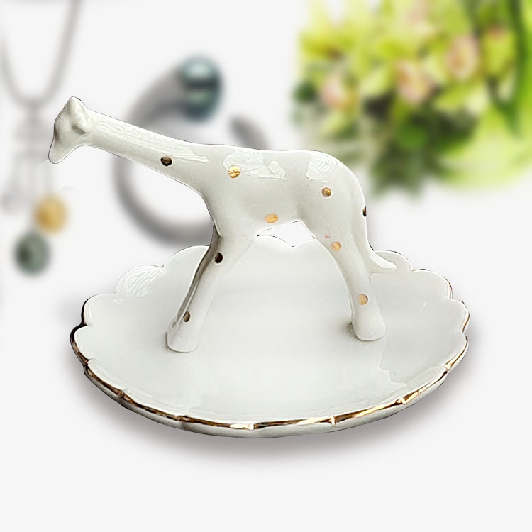 长颈鹿首饰盘    陶瓷首饰碟  戒指托 装饰盘  北欧风格 热销