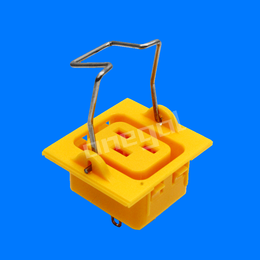 C19品字插座 输入插座 带防脱扣 电源插座  品字母座