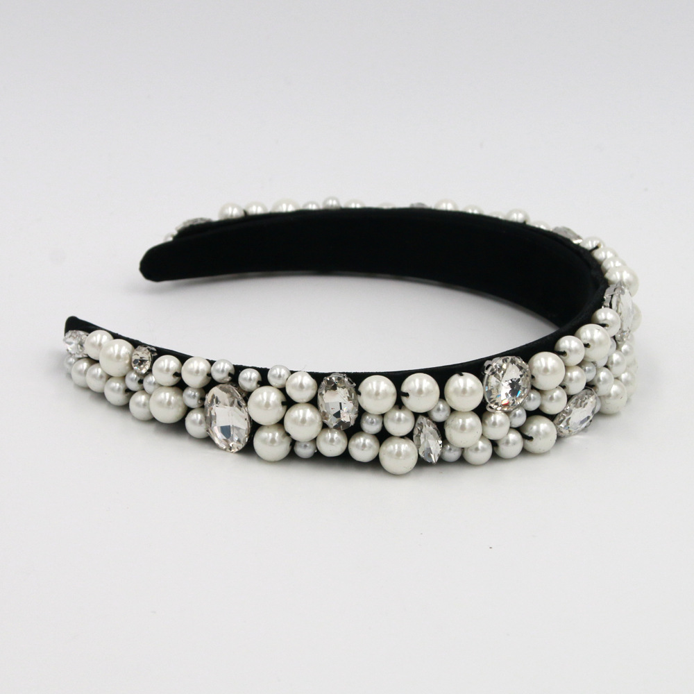 Hot Selling Fashion Hand-sewn Pearl Rhinestone Headband Wholesale display picture 7