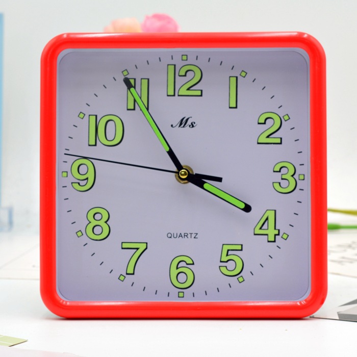 Reloj al por mayor 9 pulgadas luminoso mudo Reloj de pared cuadrado decoración del hogar simple moda sala de estar Reloj de pared