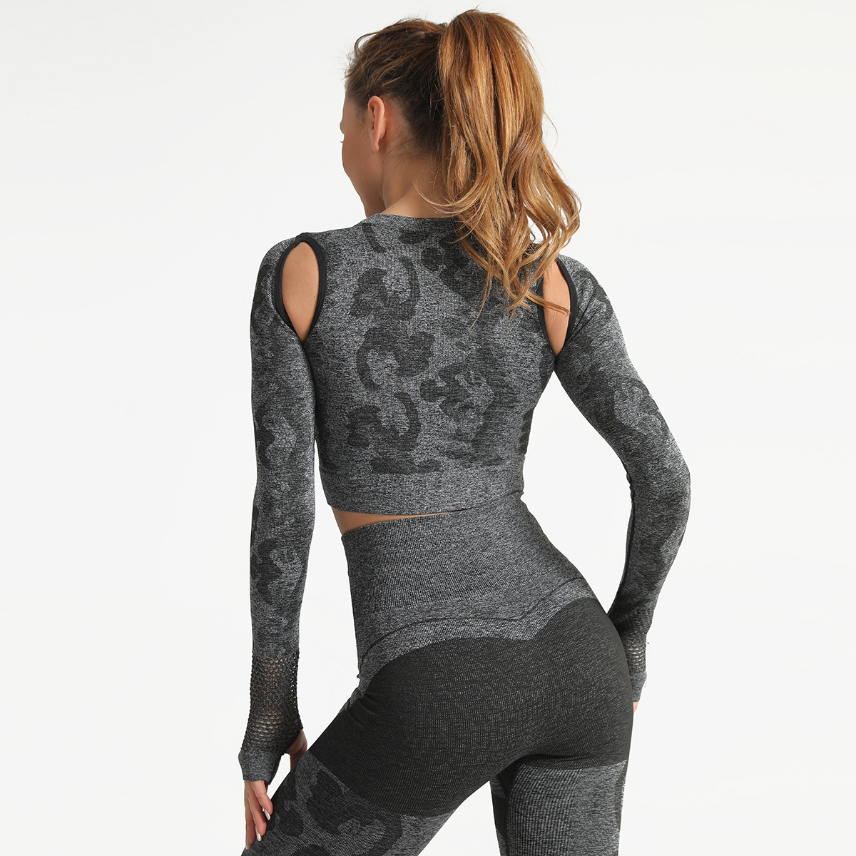 camouflage yoga seamless tight-fitting long-sleeved fitness clothing  NSNS12772