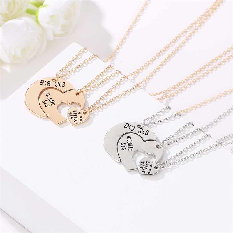 Love letter necklace three-piece large, medium and small moon heart pendant necklace