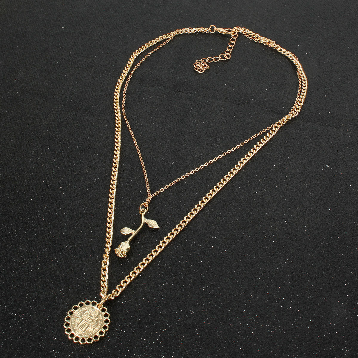 Jewelry Personality Trend Multi-layer Metal Alloy Flower Pendant Necklace Female display picture 5