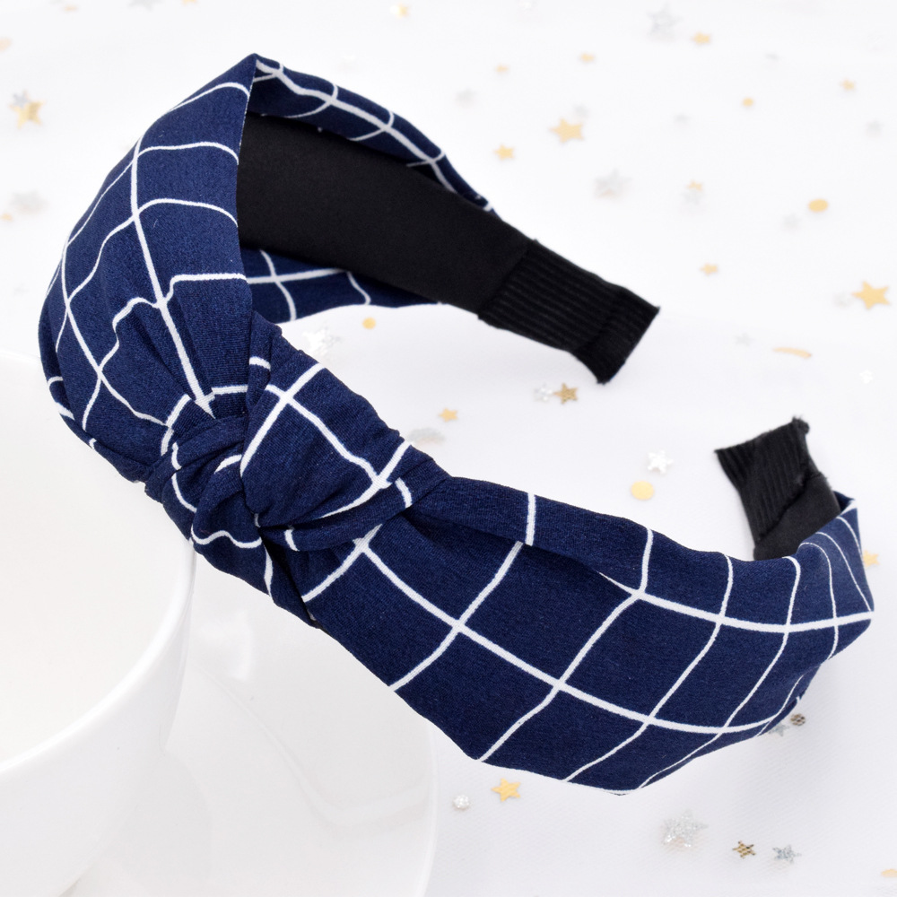 Classic Plaid Striped Korean Plaid Cross-knotted Fabric Color Matching Headband Wholesale display picture 15