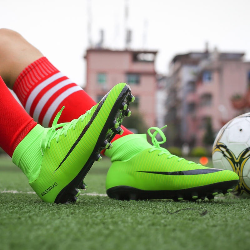 Early autumn 10 Year-old children 11 Soccer shoes men 12 Spike 13 student 14 Training break 15 Artificial stockings