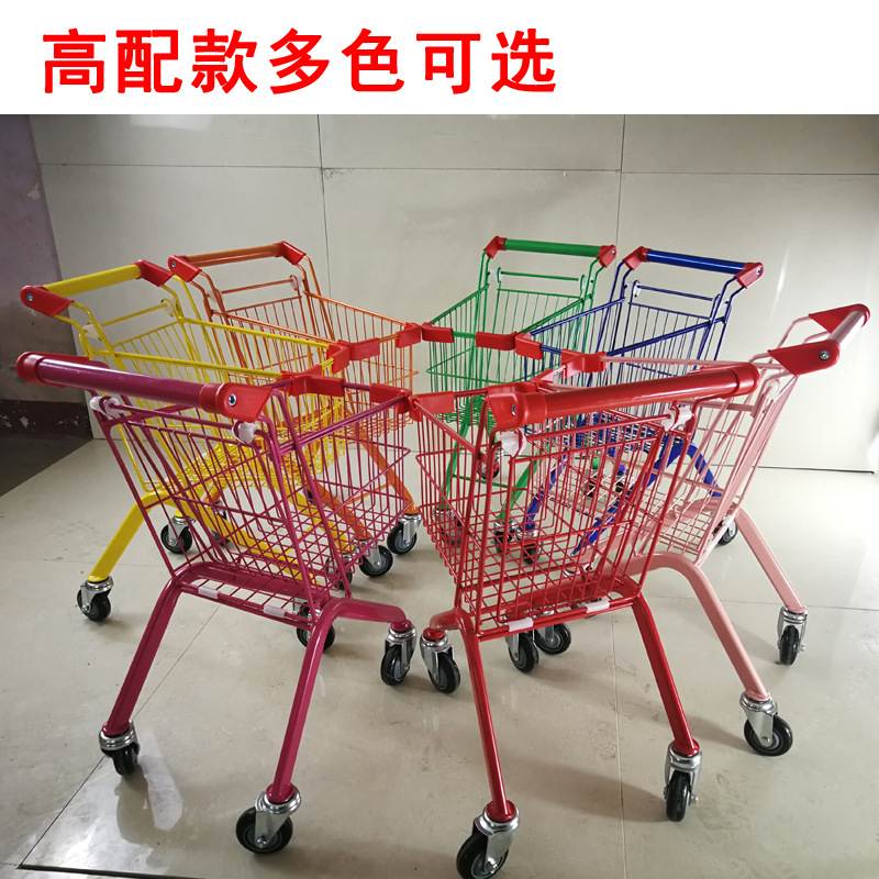 고품질의 어린이 자동차가 색상에 메모를했습니다.