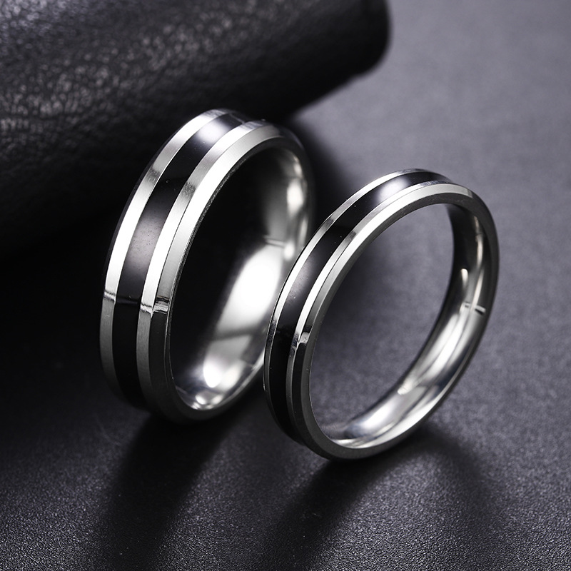 Stainless Steel Rings European And American Small Jewelry Bracelet Wholesale display picture 1