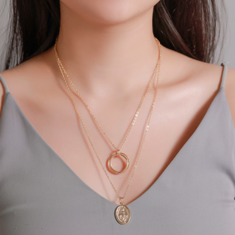Retro Portrait Round Oval Alloy Layered Womenu0027S Necklace