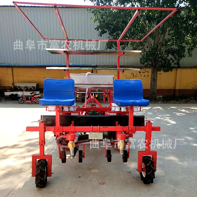 多功能蔬菜种植机 四行移栽机 起垄施肥铺滴灌带覆膜蔬菜移栽机