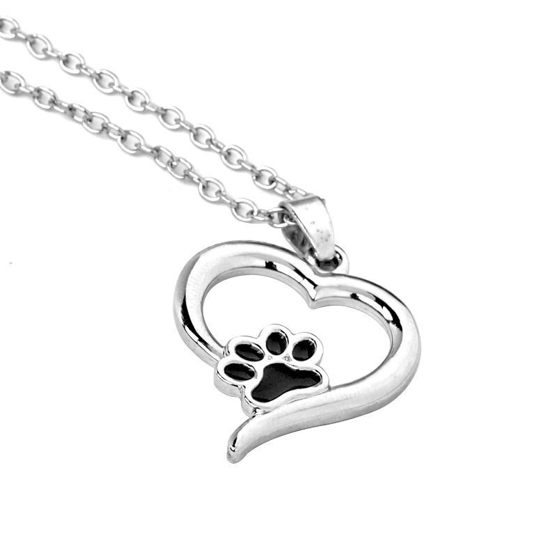 New fashion pet dog paw hollow love footprints necklace wholesale