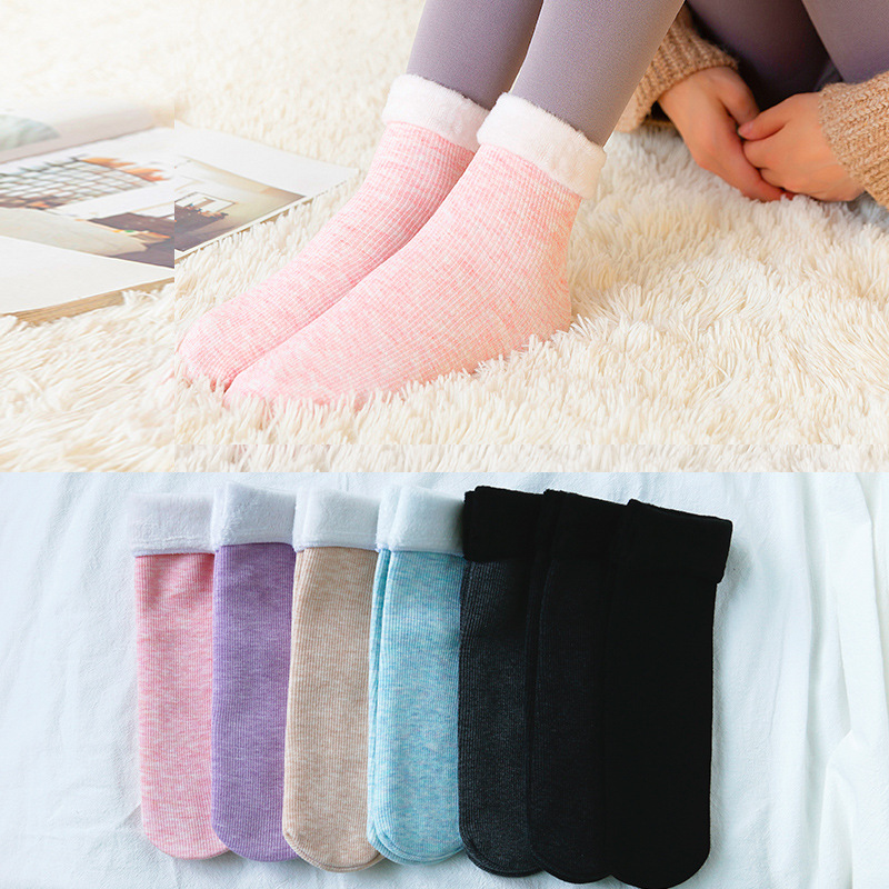 New autumn and winter socks vertical cotton floor socks plus velvet thick cotton socks Japanese candy color sock 52 grams snow stockings