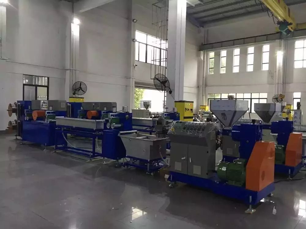 燿安厂家供应PE三色沐浴网挤出设备网带挤出设备