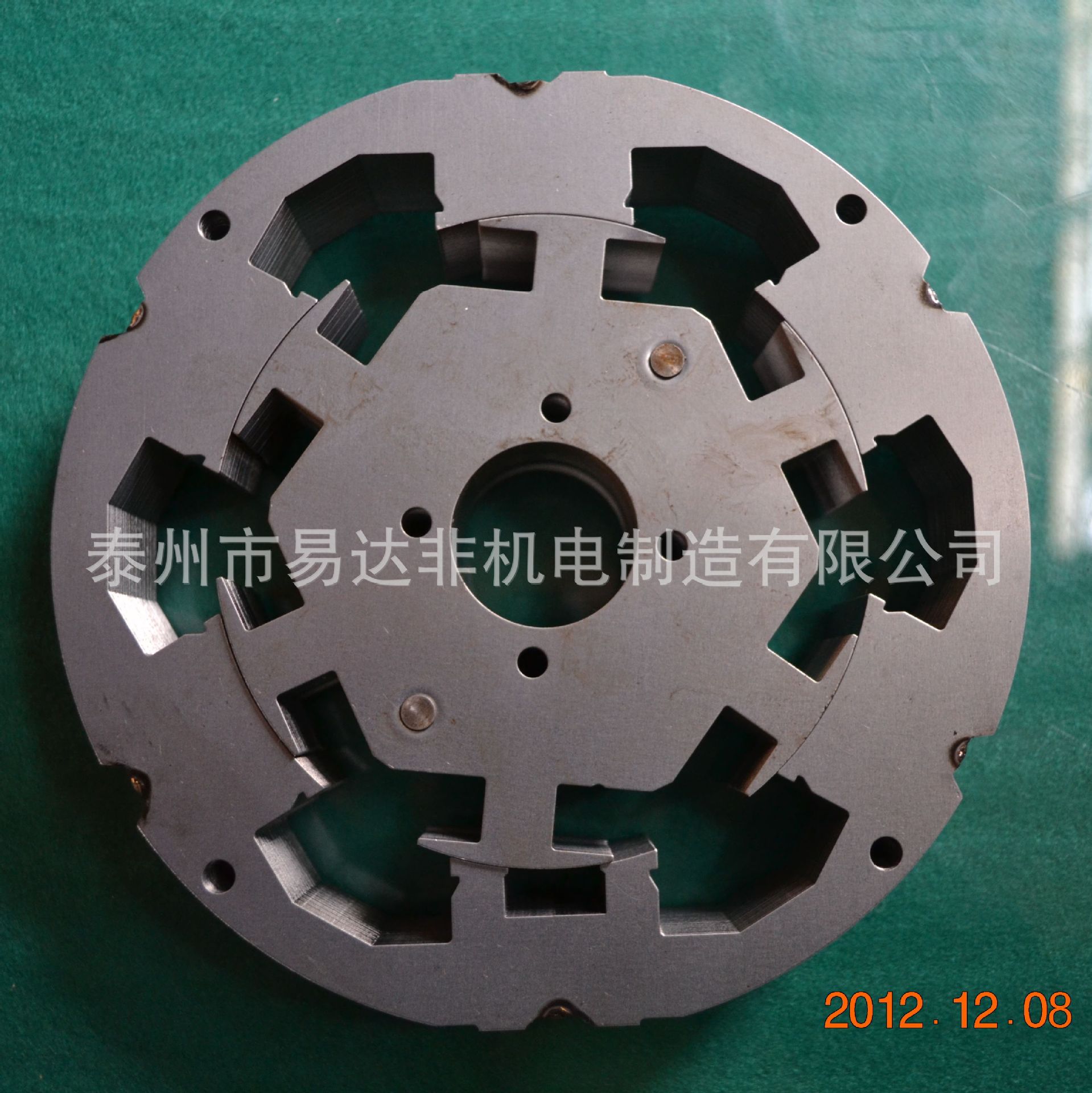 定转子铁芯硅钢冲片高速冲床生产