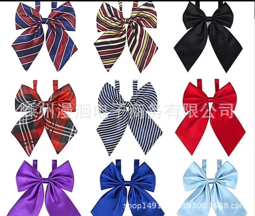 Children's bow tie with bow