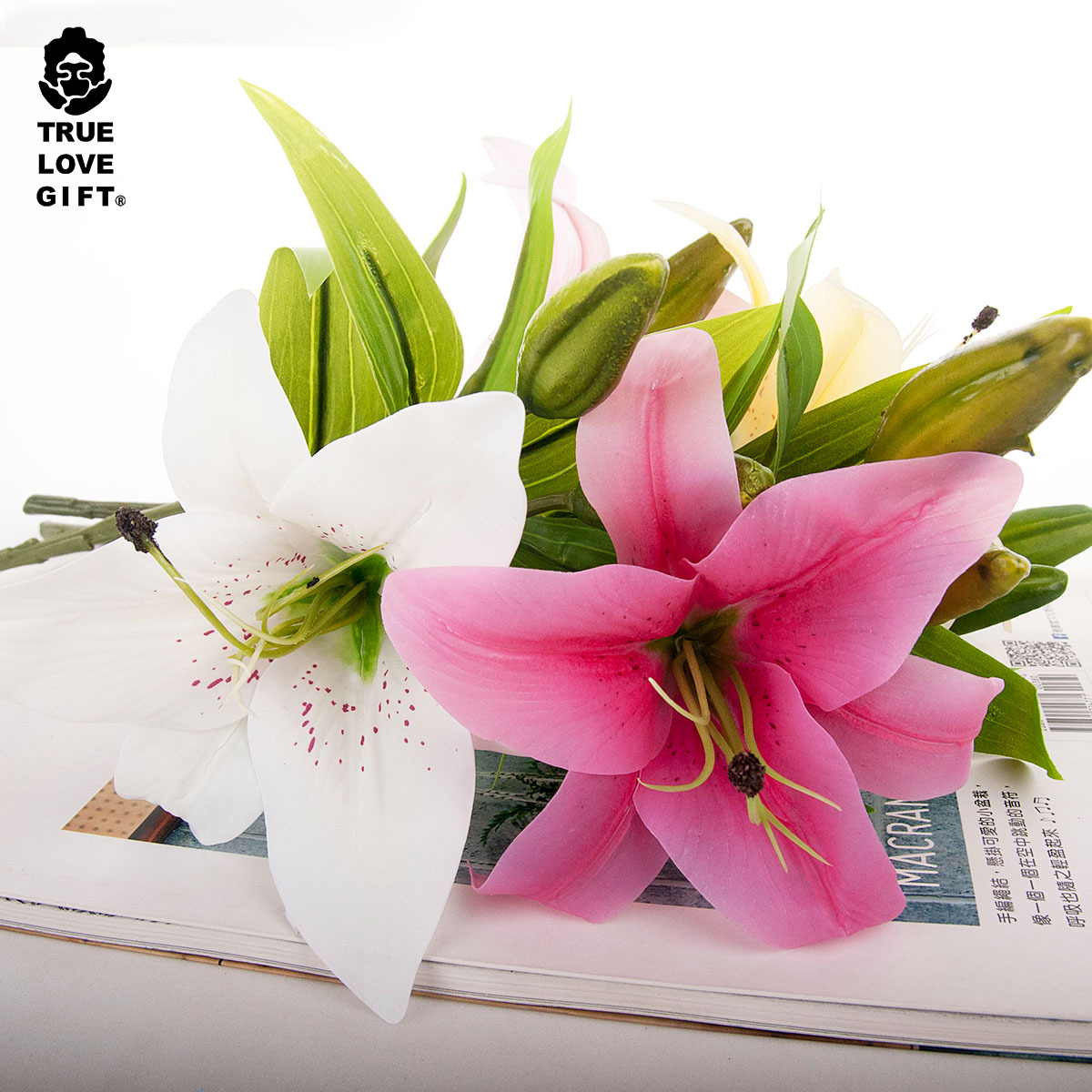 3头仿真百合花单支 胶片手感婚庆塑料花束捧插花家居装饰摄影道具|ru