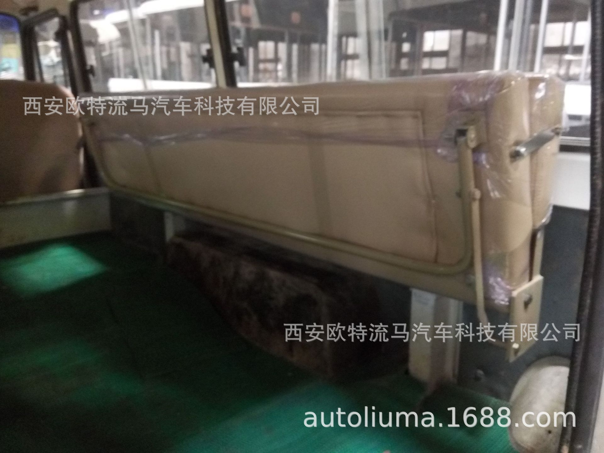P50410-140315.jpg