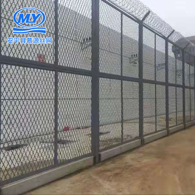 厂家供应监狱护栏网 防攀爬加强刺绳防护网 监狱钢丝围网