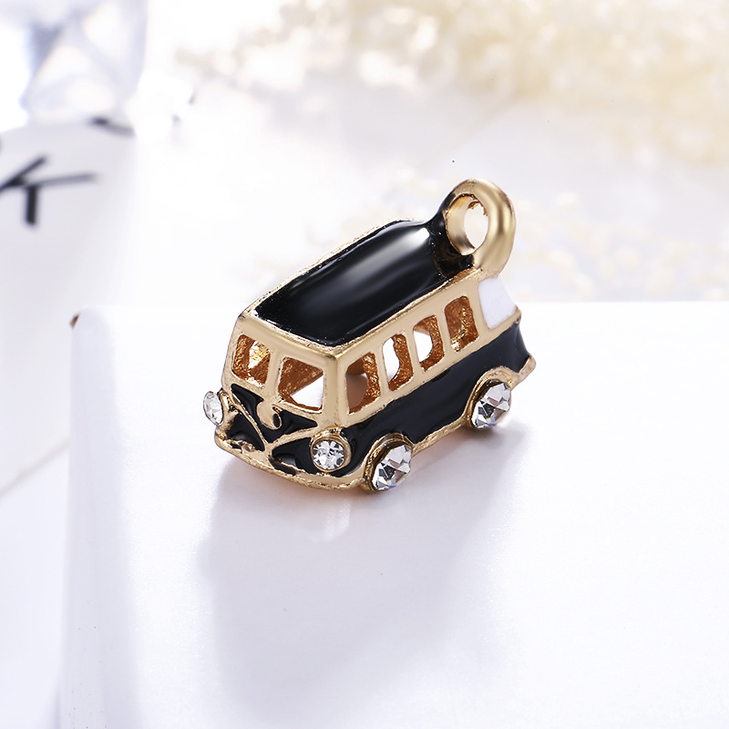 10 PCS/Package Quantity 10 PCS/Package Alloy Rhinestones Bus Pendant