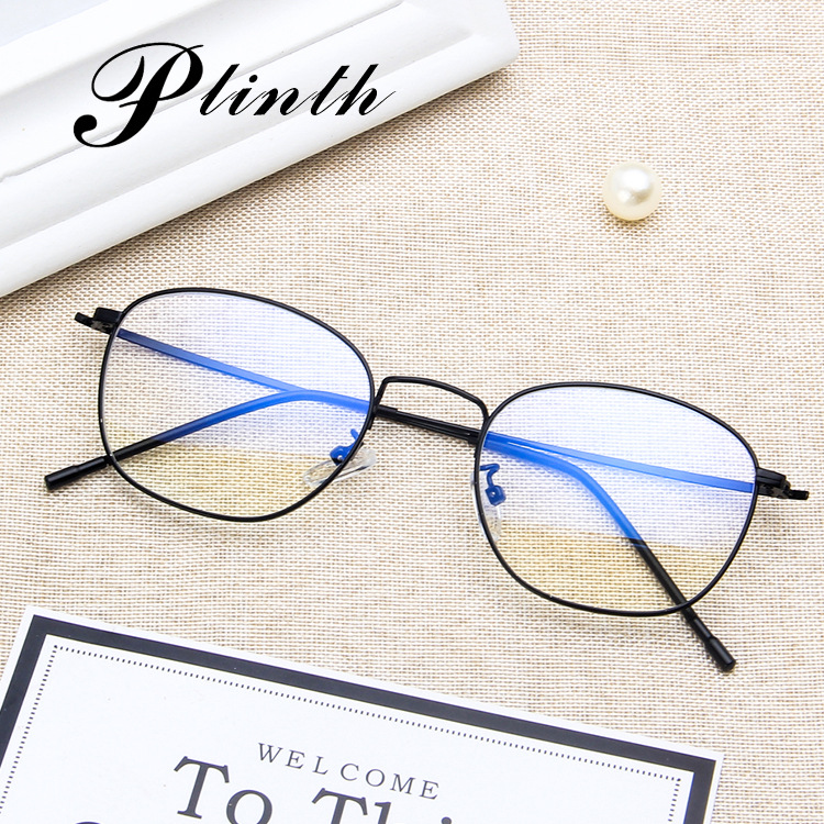 Small frame square eyeglass frame anti slip foot cover 2019 new tide metal spectacle frame RETRO art 8903 flat lens