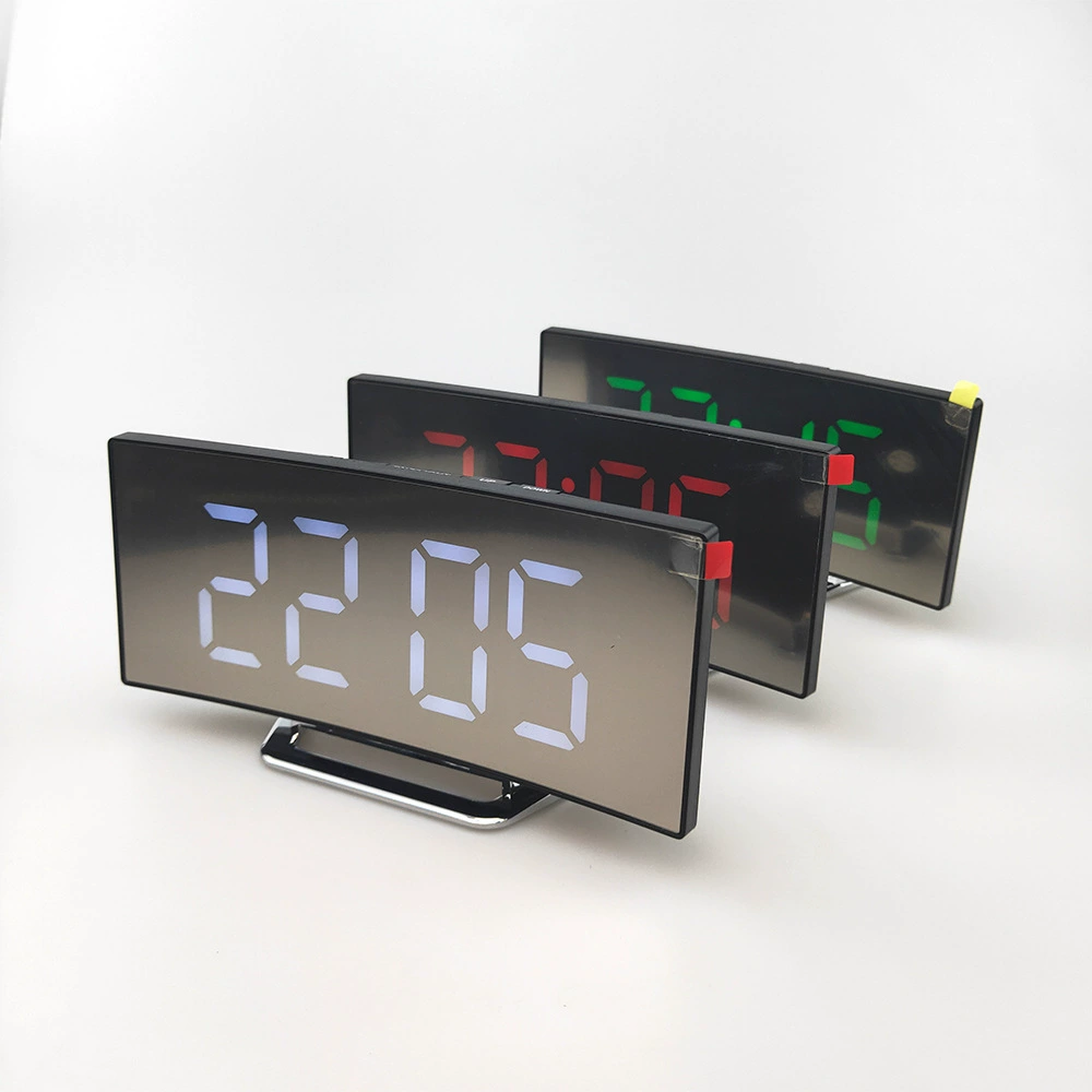 LED-зеркало с электронными часами 6507 — изогранный большой экран, тихий будильник, RGB ночной свет