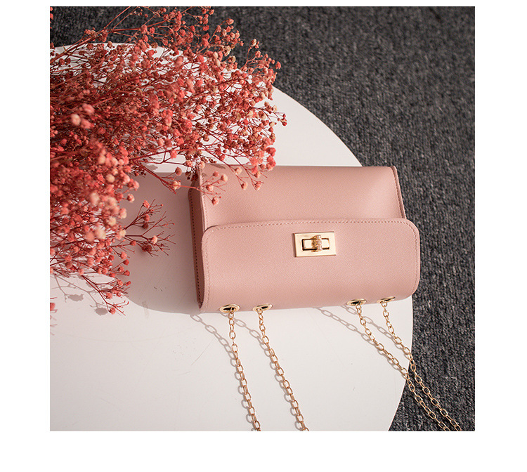 Fashionable Chain Shoulder Bag - Chic Look