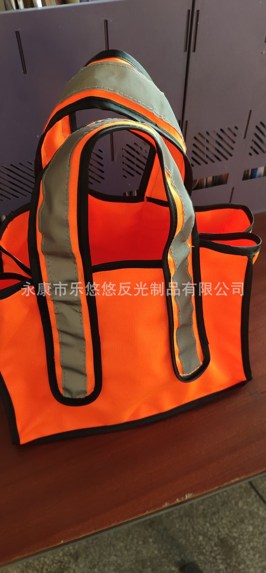 大量供应 生产反光袋子 高亮反光条 全涤纶 反光袋子LY-632