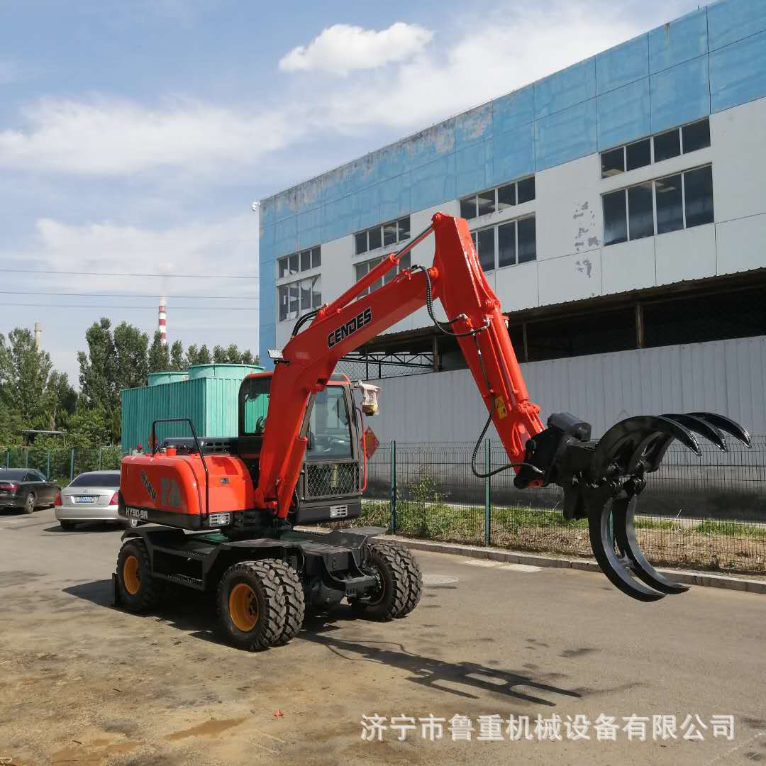 轮式挖掘机哪家好 挖掘机配件 抓木机质量过硬售后有保障