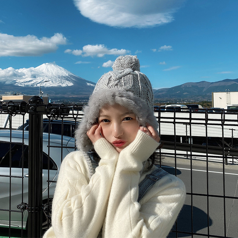 Koreansk version av Instagrams populära söta ulltröja för kvinnor på hösten och vintern, Lei Feng med hörselskydd, ullboll._voghion.com
