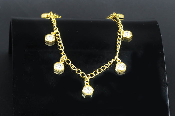 Fashion Geometric Stainless Steel Inlay Zircon Womenu0027S Anklet 1 Piece