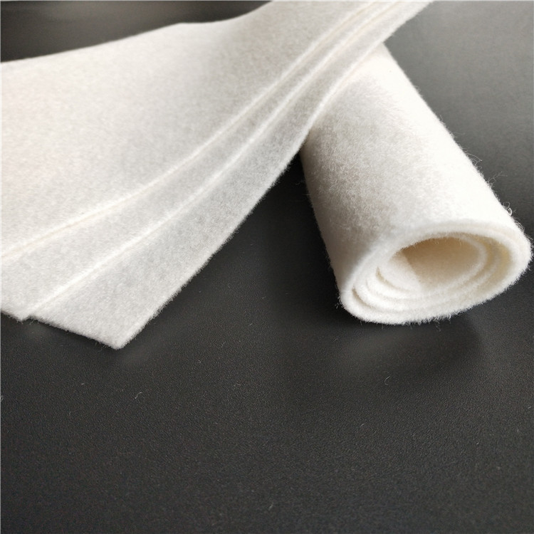 厂家供应白色防火阻燃纤维毛毡不滴熔燃烧过后碳化针刺毡