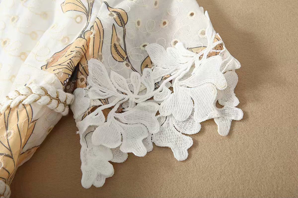 1225-01 花边辫子拼接连衣裙 码数SMLXL面料绣品+