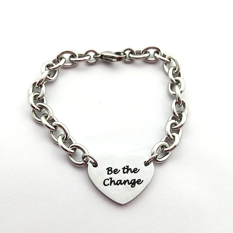 鑫蜀订制2019饰品新品创意钛钢心形手链光牌刻字手环爱心手串
