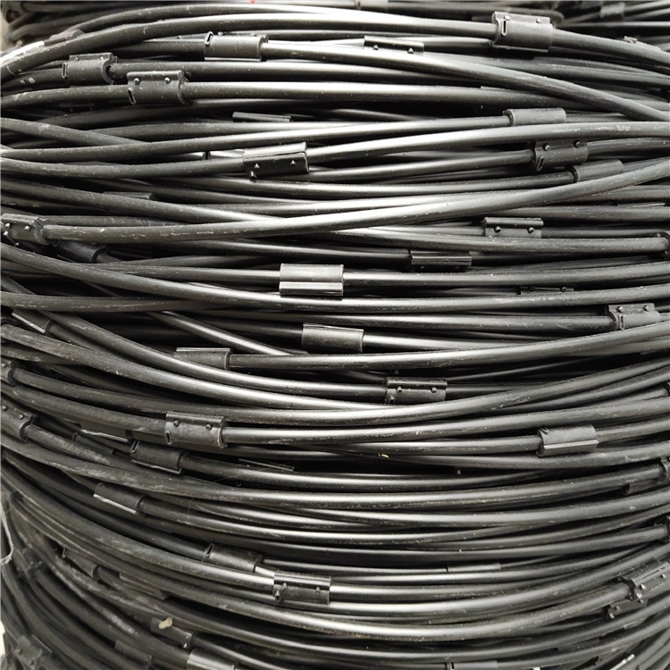 Заводское производство фруктовых деревьев с шунтирующей трубкой 4 мм, шунтом, небольшой разряд трубки с капиллярным капельным орошением, водосберегающий капилляр для орошения