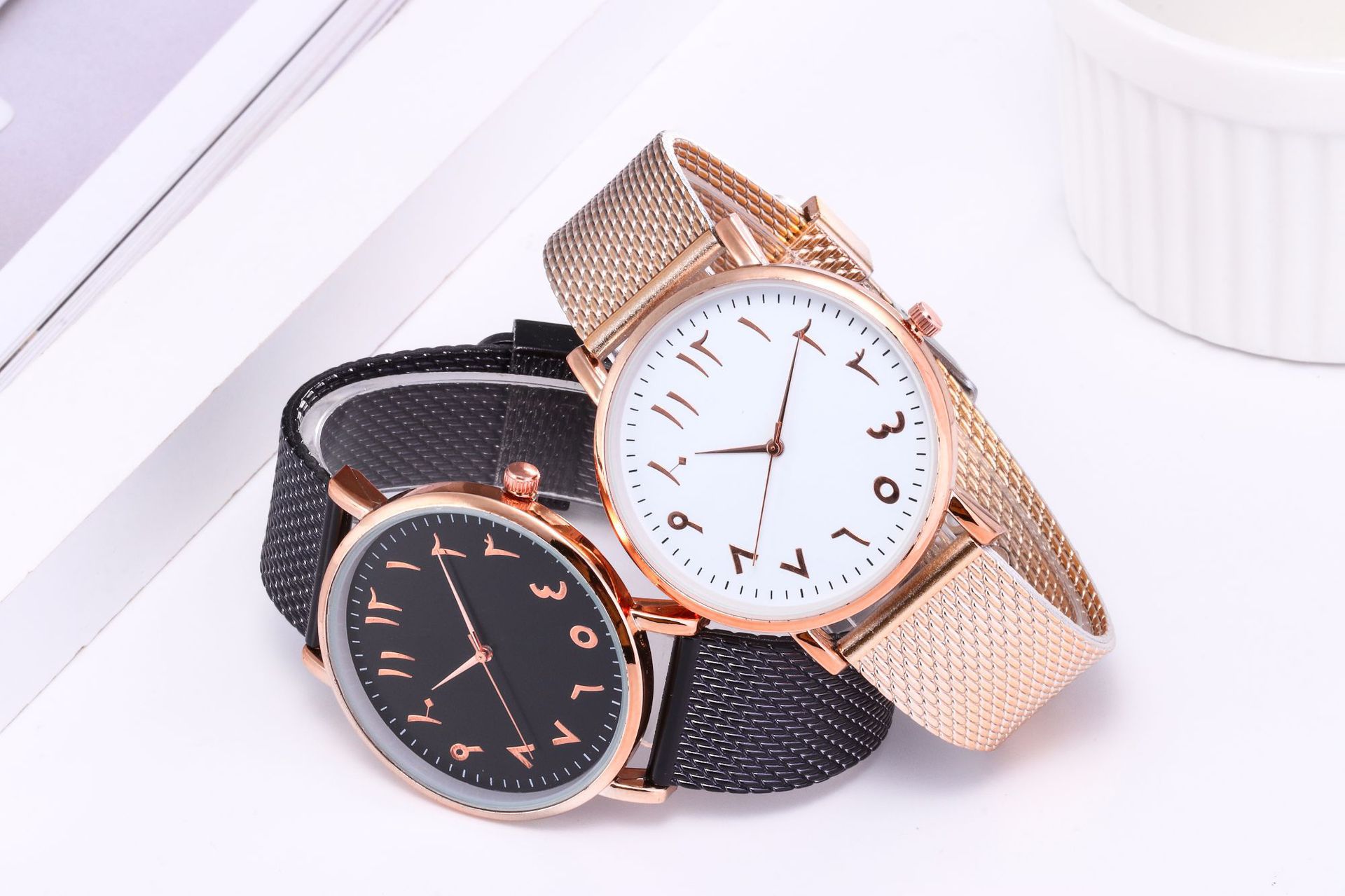 Foreign Trade Fashion Mirror Digital Network Strap Men And Women For Fashion Leisure Watches Wholesale