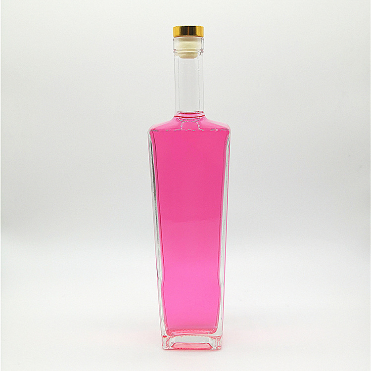 源头厂货直供晶质白料新款透明700ml洋酒玻璃瓶 白酒瓶山茶油瓶